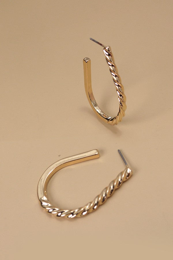 Half Twist Oval Hoop